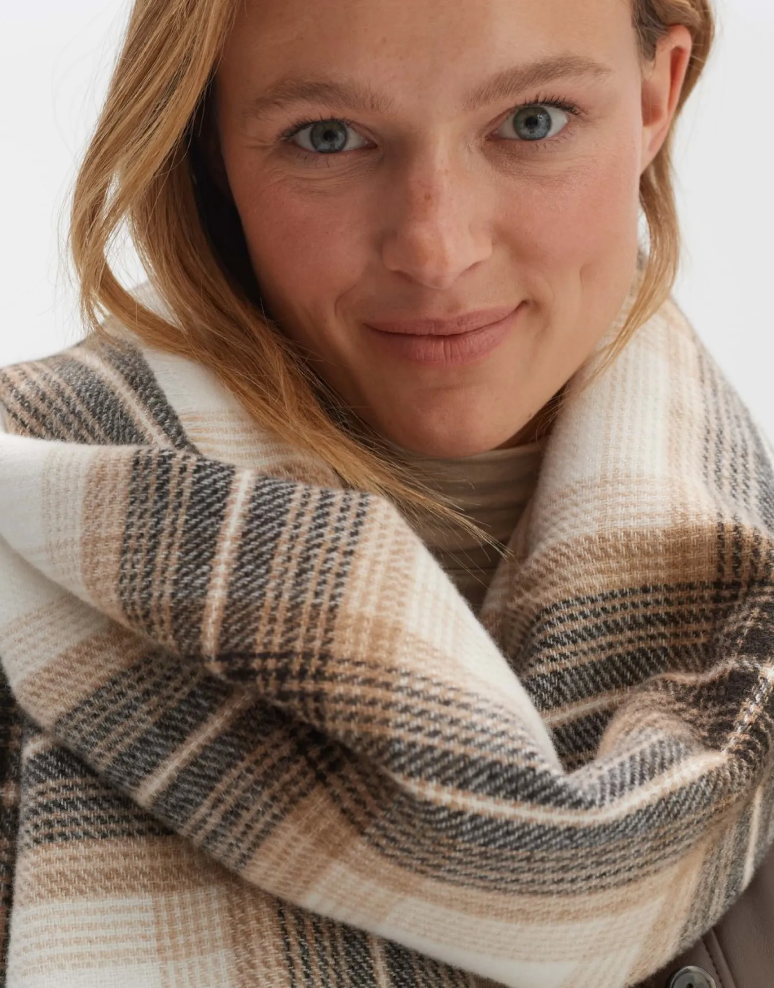 Discount someday Fashion Afadi Scarf Nutmeg